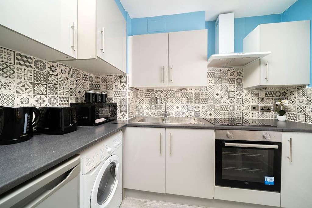 Soho Apartments F4 Londra Esterno foto